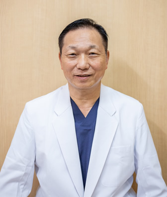 理事長 中村哲彦